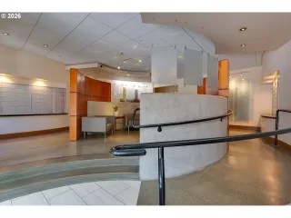 Photo #2: 693068515 Listing