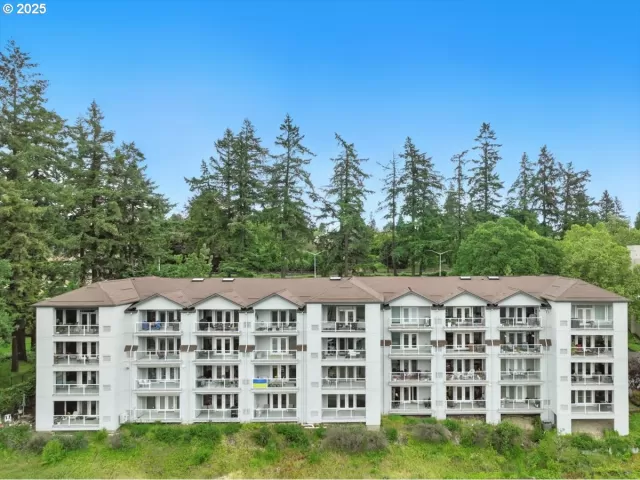 MLS: 693438674 Condo For Sale