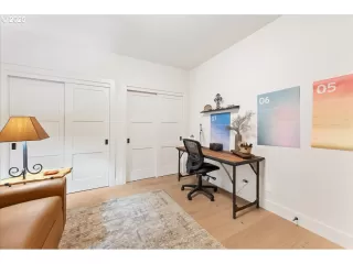 Photo #4: 693438674 Listing