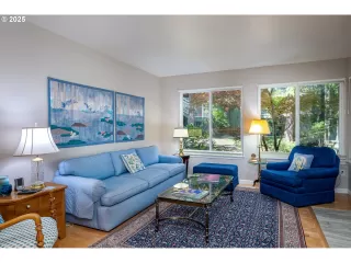 Photo #1: 693545592 Listing 
