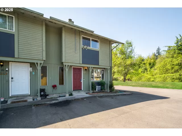 MLS: 693677224 Condo For Sale