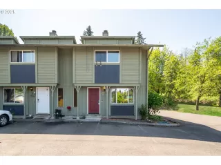 Photo #1: 693677224 Listing