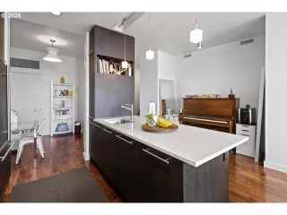 Photo #4: 693856109 Listing