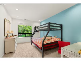 Photo #3: 694825419 Listing