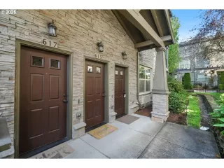 Photo #1: 695220196 Listing 