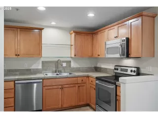 Photo #6: 695220196 Listing 