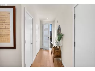 Photo #1: 695421688 Listing