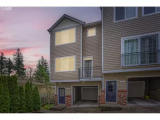 Photo #1: 695846196 Listing 