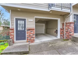 Photo #3: 695846196 Listing 