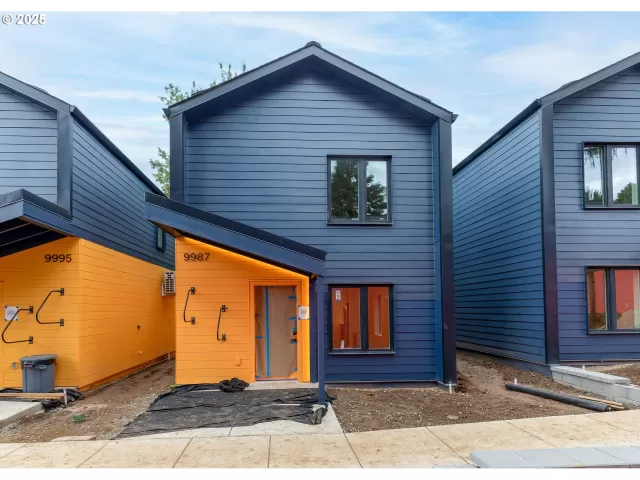 MLS: 695882017 Condo For Sale