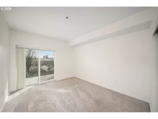 Browse active condo listings in IRVINGTON PLACE