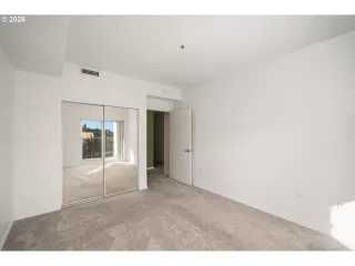 Photo #1: 696263287 Listing