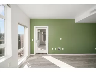 Photo #5: 696263287 Listing