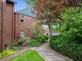 Photo #2: 696730657 Listing 