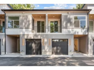 Photo #1: 697240528 Listing 