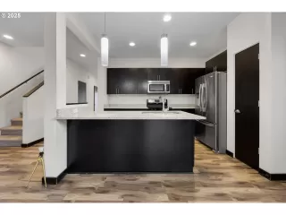 Photo #2: 698145771 Listing