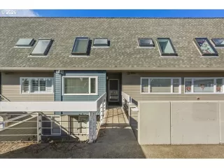 Photo #1: 698303155 Listing 