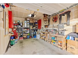 Photo #6: 698448349 Listing