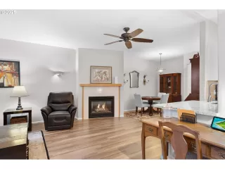 Photo #2: 698781636 Listing 