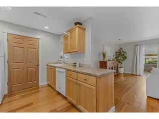 Photo #2: 698850374 Listing