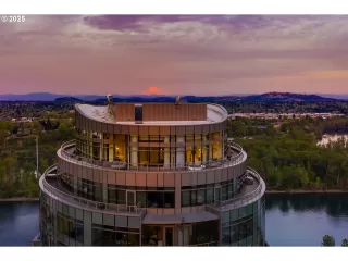 Browse active condo listings in JOHN ROSS