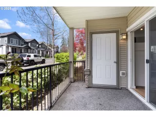 Photo #4: 699195327 Listing