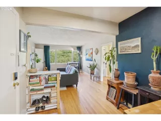 Photo #1: 699455245 Listing 