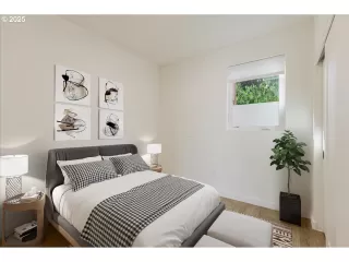 Photo #2: 699470145 Listing