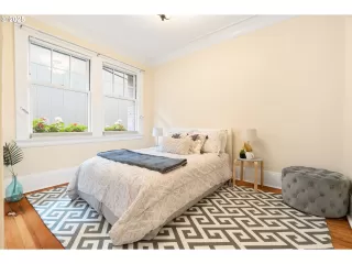 Photo #4: 699544179 Listing