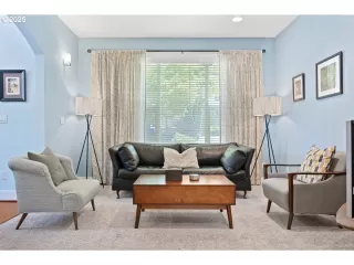 Photo #3: 699607721 Listing 