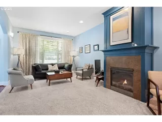 Photo #5: 699607721 Listing 