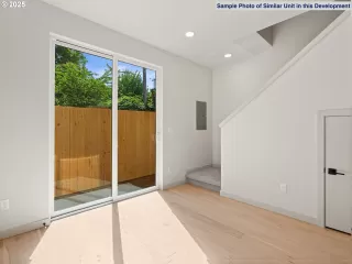 Photo #5: 701193702 Listing 