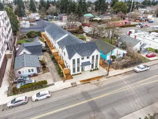 Photo #4: 701771387 Listing 