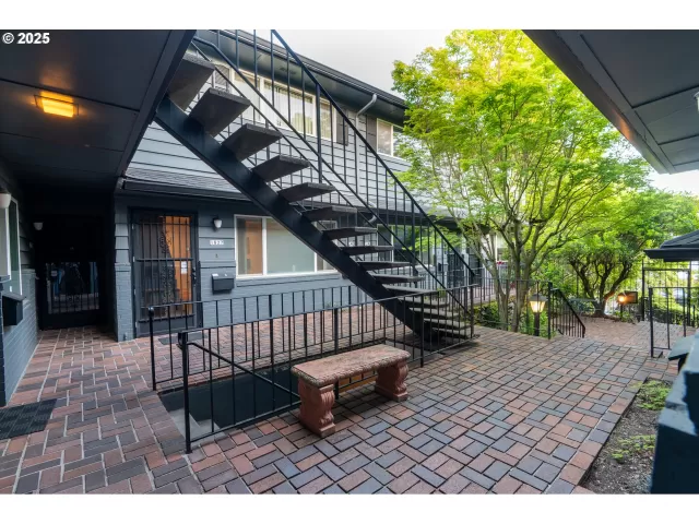 MLS: 701986001 Condo For Sale