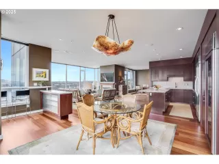 Photo #5: 702290624 Listing 