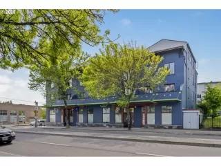 Photo #1: 702971146 Listing