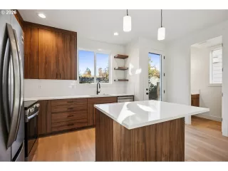 Photo #2: 704243176 Listing