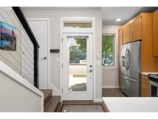 Photo #4: 704776892 Listing 