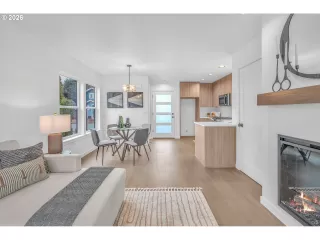 Photo #6: 705284992 Listing 