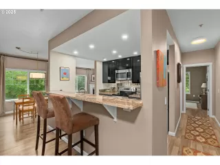 Photo #4: 705705569 Listing