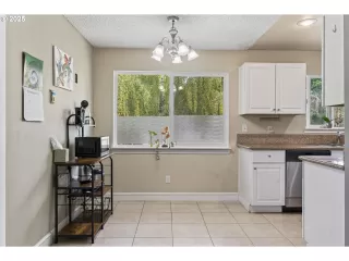 Photo #1: 706043632 Listing 