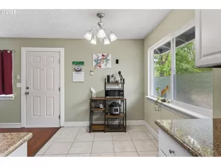 Photo #2: 706043632 Listing 