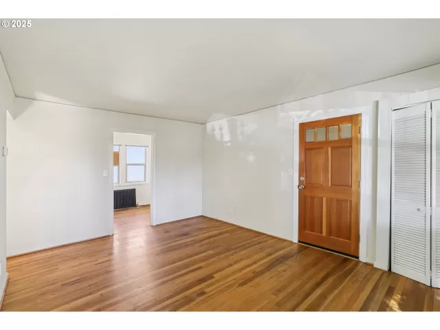 MLS: 706105509 Condo For Sale