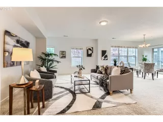 Photo #3: 706662886 Listing