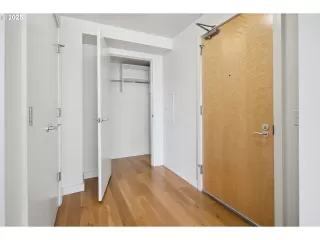 Photo #6: 707118181 Listing