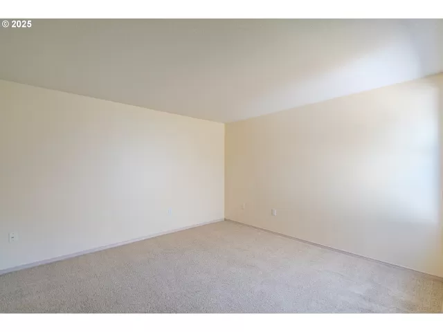 MLS: 707525817 Condo For Sale