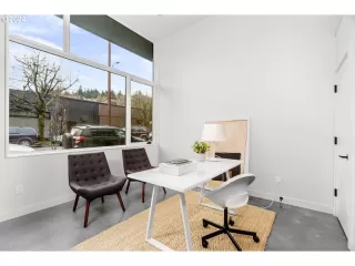 Photo #5: 708074974 Listing