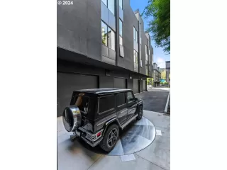 Photo #6: 708074974 Listing