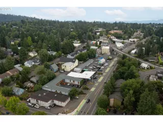 Photo #2: 709767251 Listing 