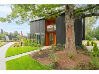 Photo #1: 710603924 Listing